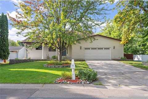 12083 Robin Road, Maple Grove, MN 55369