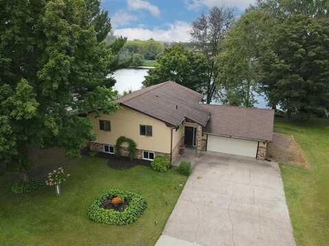 655 11th Street SW, Pine City, MN 55063