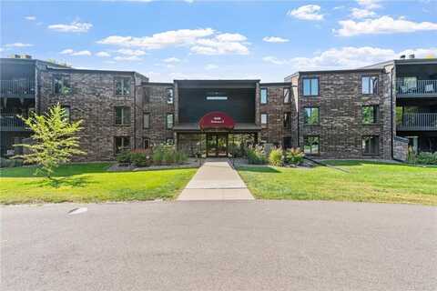 5140 W 102nd Street, Bloomington, MN 55437