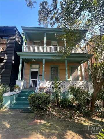 220 W Duffy Street, Savannah, GA 31401
