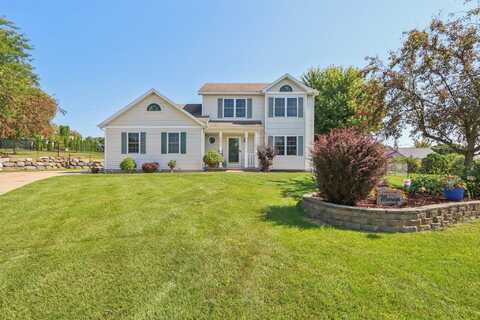 2952 Leadville Pass, Blue Mounds, WI 53517