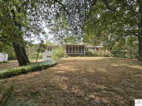 345 NW 51st, Clinton, MO 64735