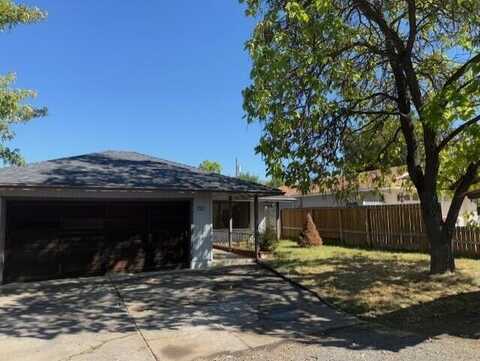 321 Jeanette Avenue, Medford, OR 97501