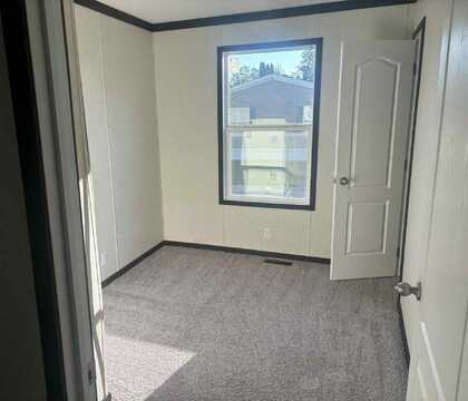 6199 Robert Circle Lot #281, Ypsilanti, MI 48197