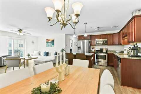 2 Gray Coach Lane, Cranston, RI 02921