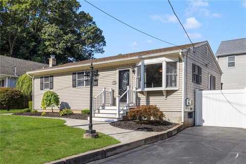 15 Anthony Street, Warwick, RI 02886