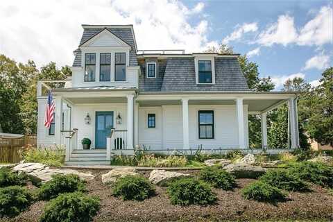 131 Eustis Avenue, Newport, RI 02840
