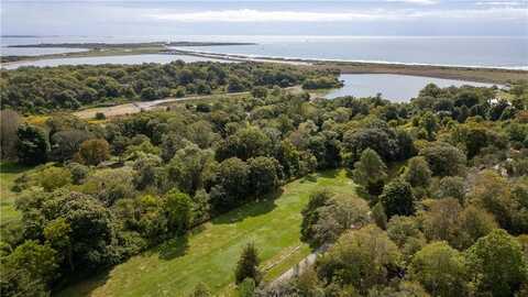 141 Gray Craig Road, Middletown, RI 02842