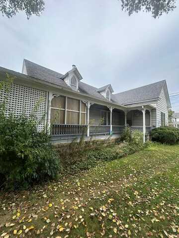 403 W Center, Galax, VA 24333