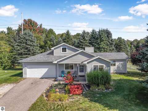 835 Mulberry Drive, Traverse City, MI 49685