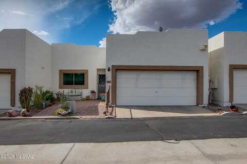 6141 W Red Sky Circle, Tucson, AZ 85713