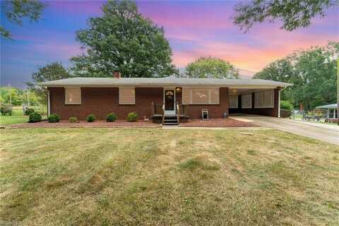 5149 Alaska Road, Walkertown, NC 27051