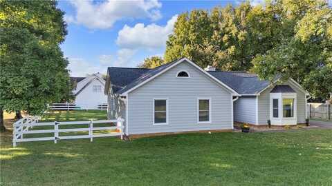 6713 River Hills Drive, Greensboro, NC 27410