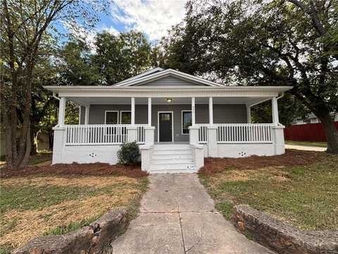802 Montgomery Street, Reidsville, NC 27320