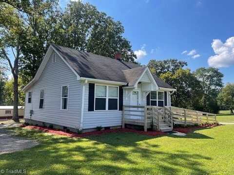 3843 S NC Highway 150, Lexington, NC 27295