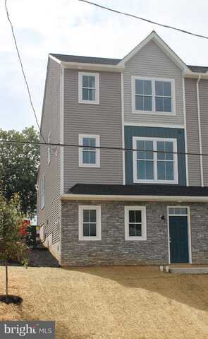 80 HESS AVENUE, HELLERTOWN, PA 18055