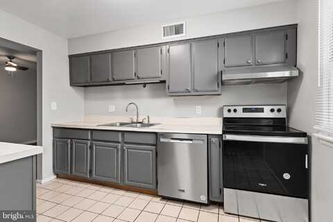 4341 CARLISLE PIKE, MECHANICSBURG, PA 17050