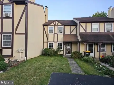 805 SANDRA LANE, NORRISTOWN, PA 19403