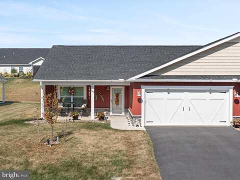 665 DRIPPING SPRING DRIVE, HEDGESVILLE, WV 25427