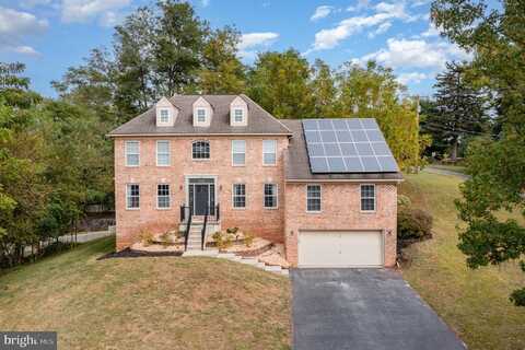 100 BRAMBLEWOOD LANE, LEWISBERRY, PA 17339