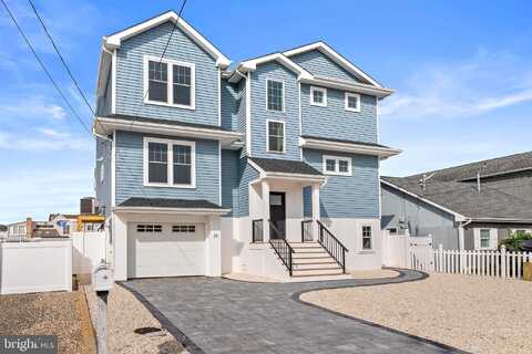31 PHYLLIS LANE, MANAHAWKIN, NJ 08050