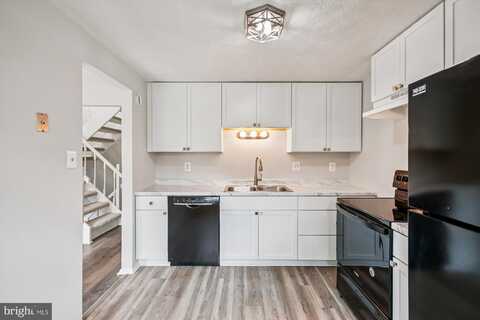 209 S VIRGINIA AVENUE, FALLS CHURCH, VA 22046