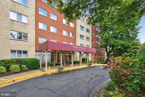 200 N MAPLE AVENUE, FALLS CHURCH, VA 22046