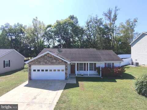 320 CLOSE DRIVE, MARTINSBURG, WV 25404