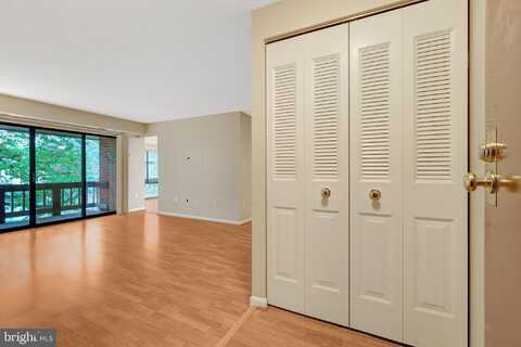 10208 BUSHMAN DRIVE, OAKTON, VA 22124