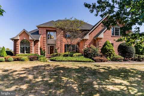 7 ACCENT CIRCLE, CAMP HILL, PA 17011