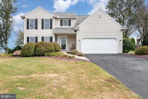 27 N SEASONS DRIVE, DILLSBURG, PA 17019