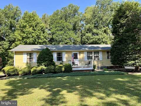815 CABIN POINT DRIVE, MONTROSS, VA 22520