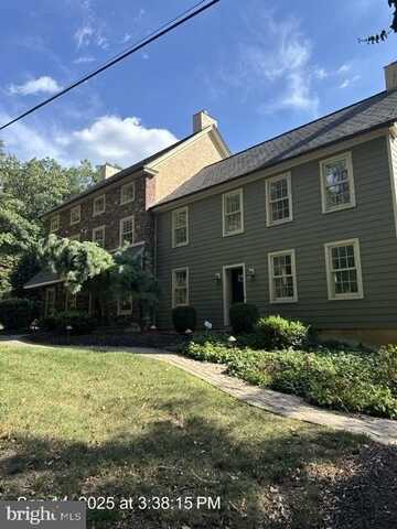 673 SPRING MOUNT ROAD, SCHWENKSVILLE, PA 19473