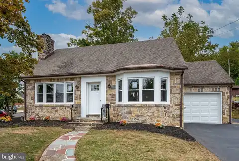 303 GROSSTOWN ROAD, POTTSTOWN, PA 19464