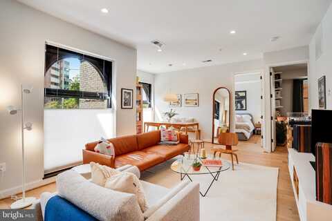2525 PENNSYLVANIA AVENUE NW, WASHINGTON, DC 20037