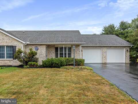 3215 ST ANDREWS DRIVE, CHAMBERSBURG, PA 17202