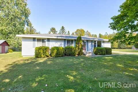 W5478 Elmwood, Menominee, MI 49858