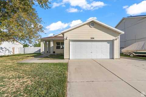 2098 W 2220 N, Clinton, UT 84015