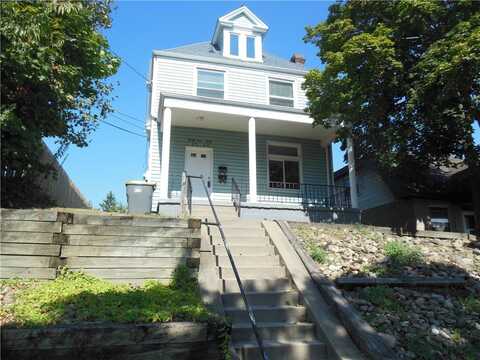2960 Glenmore Ave, Tremont, PA 15216