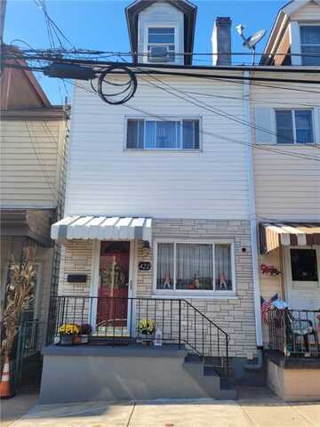 422 Ella Street, Bloomfield, PA 15224