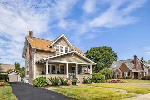 1725 Pleasant Ave, New Kensington, PA 15068