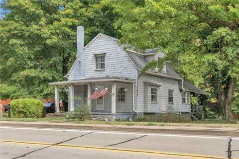 42 Mcgovern Blvd, Crescent, PA 15046