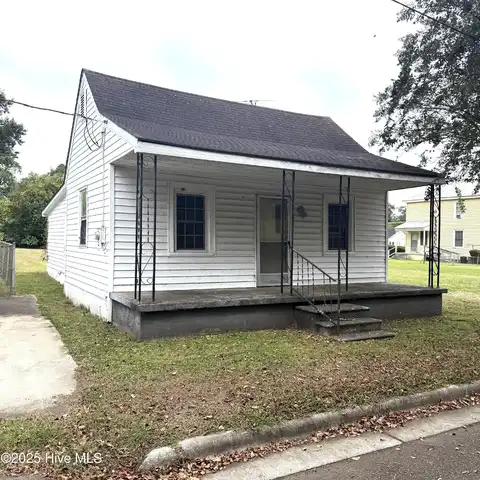 204 E Albemarle Street, Edenton, NC 27932