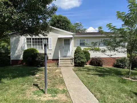 44 Strathmore Blvd, Athens, OH 45701