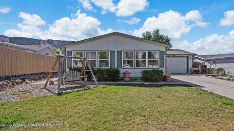 26 Baker Hill Place, Parachute, CO 81635