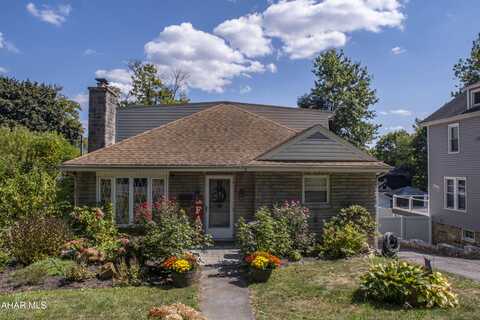 109 Ruskin Drive, Altoona, PA 16602