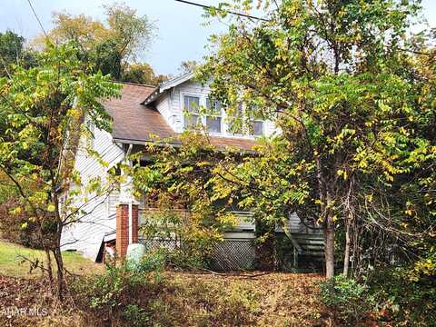887 Bedford Valley Road, Bedford, PA 15522