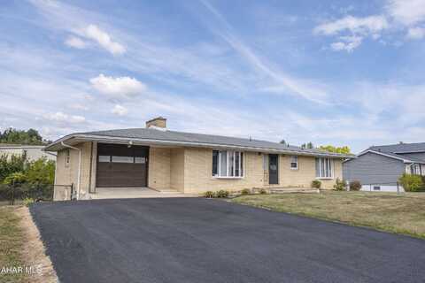 1212 Adams Avenue, Altoona, PA 16602