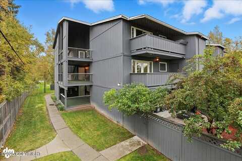 2221 Minerva Way, Anchorage, AK 99515