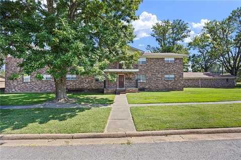920 N Fargo AVE, Russellville, AR 72801